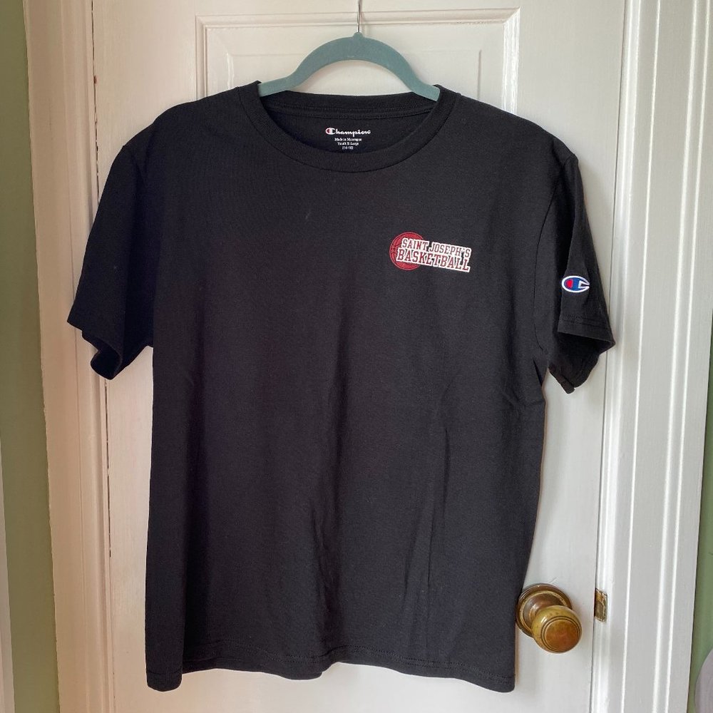 Saint Joseph College Basketball  (Philly) T-shirt in Black Youth Size XL 14-16